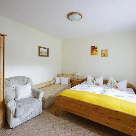 Landpension Risch Pensjonat 3*