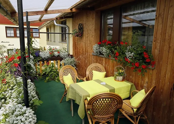 Landpension Risch ゲストハウス